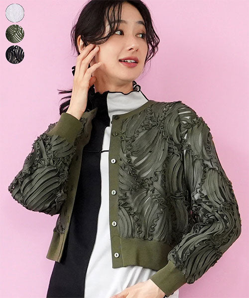 刺繍アイテムを着こなしに取り入れて ｜40代 50代 60代 大人の女性に