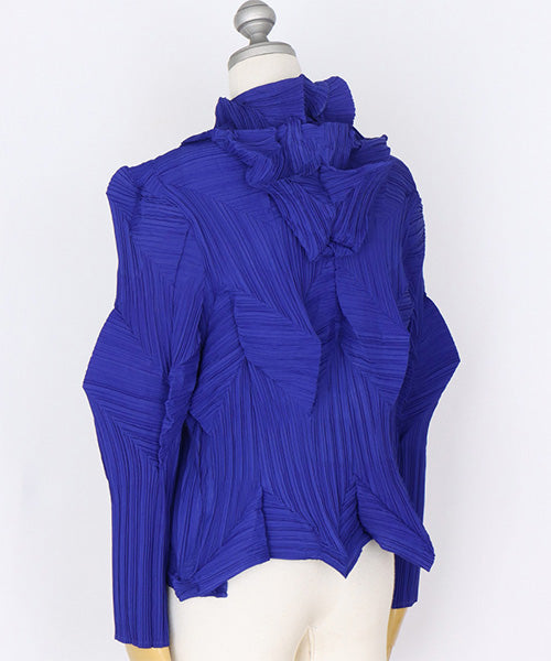 プリーツ加工フード付きジップアップショートジャケット 06-2929