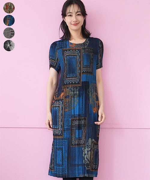 アートプリントプリーツ加工半袖ロングワンピース 06-3098｜40代 50代