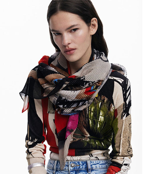 お歳暮 人気 オシャレ Desigual クリスチャンラクロワデザイン雑誌柄スカーフ 25SAWA40 小物