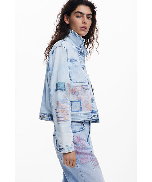 Desigual パッチ付きデニムジャケット 25SWED03
