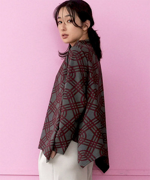 チェーン柄裾変形Aライン長袖ロングTシャツカットソー 26-0198