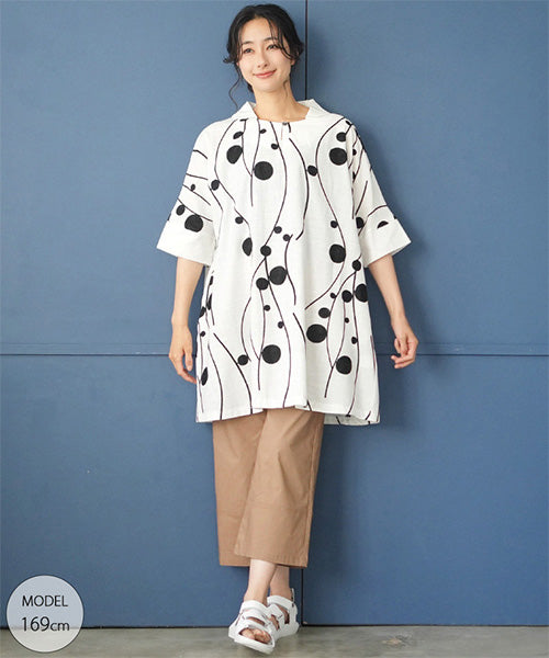 綿100％カーブ×ドット刺繍丸襟ドルマンスリーブ半袖チュニックブラウス 50-0090