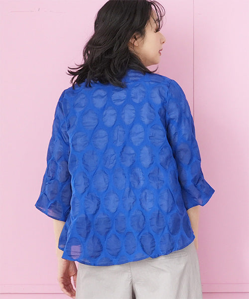 【特別価格】綿100％変形ドットシアー模様7分袖トリコロールボタンブラウス 50-0111