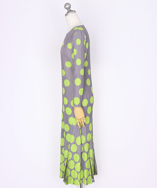 プリーツ加工ドット柄裾異素材切替7分袖ワンピース 91-0180